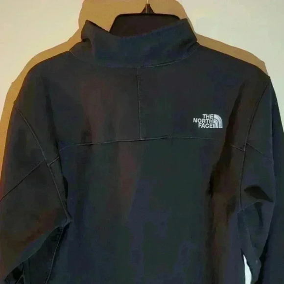 The North Face, heavy jacket, medium, black - Picture 9 of 9